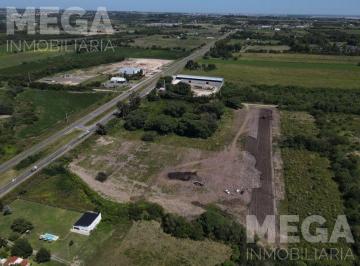 Bodega-Galpón · 394m² · Galpones Punto Norte. Zona Acceso Norte
