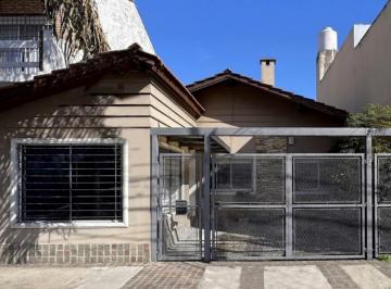 Casa · 110m² · 4 Ambientes · Chalet 4 Ambientes