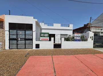 Casa · 91m² · 3 Ambientes · Casa 3 Amb. con Cochera Venta Villa Luzuriaga