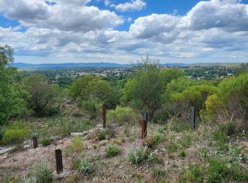 Foto · Lote a La Venta en Tanti. (L398)