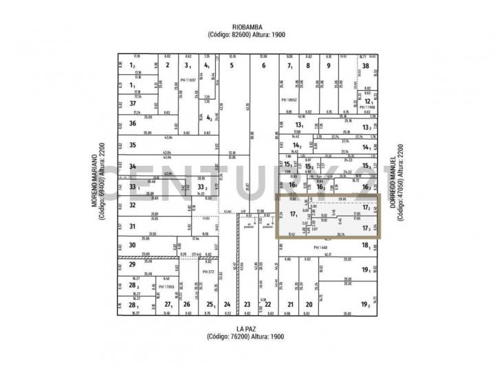 Casa · 726m²