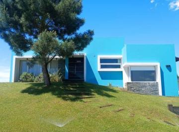 Casa · 123m² · 4 Ambientes · Casa en Alquiler Temporal en Costa Esmeralda, Barrio Ecuestre