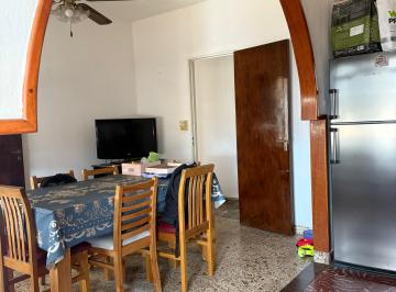 Casa de 5 ambientes, Tres de Febrero · Dueño Directo Alquila Importante Propiedad en PH. Caseros Norte