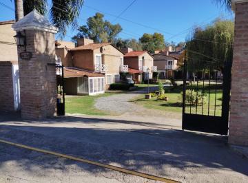 Casa en Venta de 6 ambientes Otros · Complejo Cerrado Duplex 3dor (1 en Pb) 2bañ Rio Ceballos - a 50 m. Howard Jonson