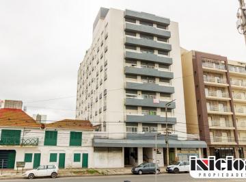 Departamento de 2 ambientes, Mar de Ajó · Departamento Frente Al Mar - C1007