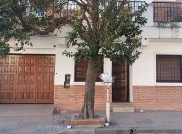 Casa de 6 ambientes, Córdoba · Alquilo Casa 3 Dorm. Barrio Guemes