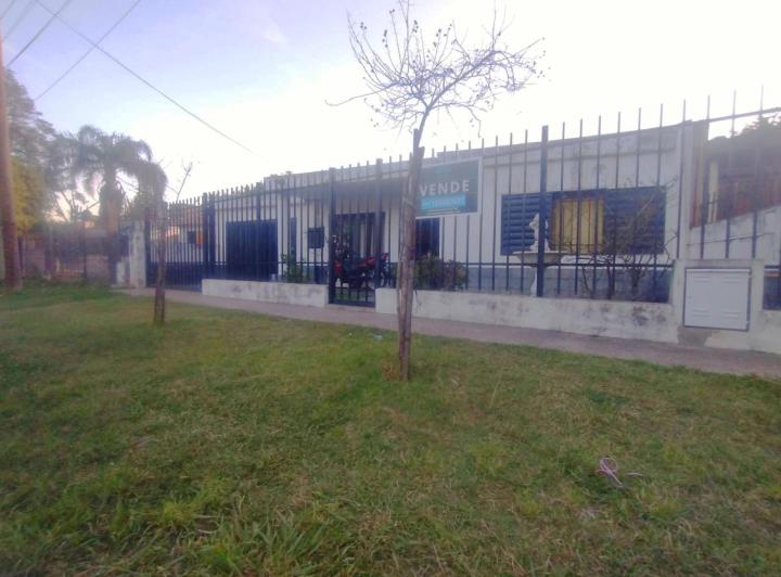 Casa · 120m² · 5 Ambientes · 2 Cocheras