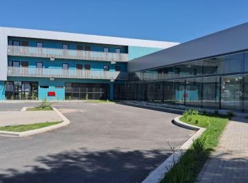 Local comercial · 50m² · 1 Ambiente · Locales en Alquiler en Armada Argentina Al 4300 en Moderno Mall Comercial con Estacionamiento Propio