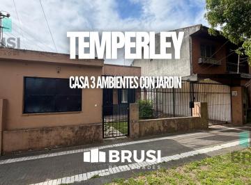 Casa · 550m² · 3 Ambientes · 1 Cochera · Casa en Venta en Temperley - 3 Ambientes - Lote Grande