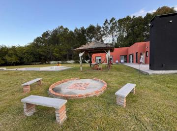Casa · 130m² · 4 Ambientes · 2 Cocheras · Casa Tres Dorm. Barrio Malvinas Brandsen La Plata