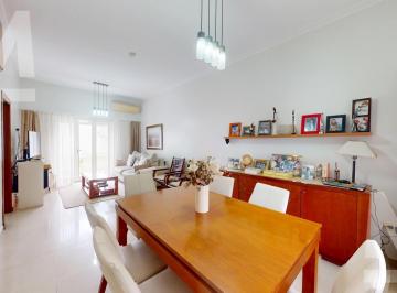 Casa · 176m² · 3 Dormitorios · 1 Cochera · Casa de 2 Dorm.