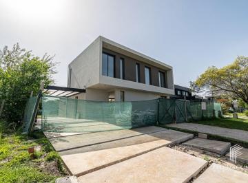 Casa de 5 ambientes, Escobar · Casa Terminada a Estrenar | El Cantón Norte