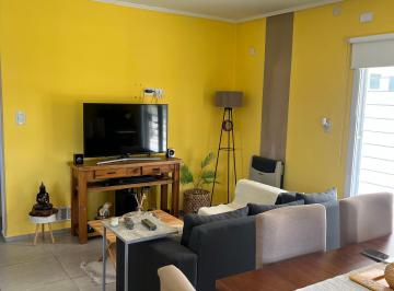 Casa de 3 ambientes, General Fernández Oro · Venta Casa Fernandez Oro Contado
