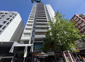 Departamento · 55m² · 3 Ambientes · 1 Cochera · Stgo del Estero 1921 - Departamento de Tres Ambientes Externo, con Balcon, Cochera y Baulera