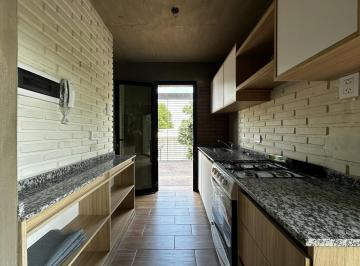 Departamento · 68m² · 6 Ambientes · Venta Dúplex 2 Dorm. en Refineria