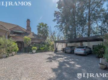 05 · Casa en San Isidro