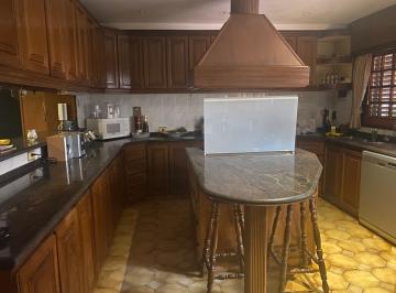 Foto · Casa - Galpón en Venta en Barrio San Martín - Recibe Menor