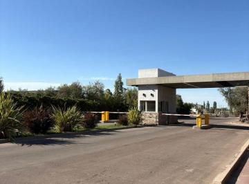 Terreno , Maipú · Terreno / Lote en Venta de 300 m² Ubicado en Coquimbito