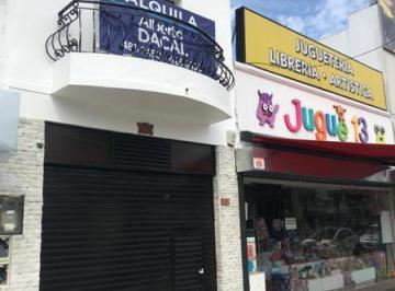 Local comercial · 55m² · 2 Ambientes · Local en Alquiler en 13/35 y 36 La Plata - Alberto Dacal Propiedades