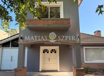 Casa · 124m² · 4 Ambientes · 2 Cocheras · Casa 4 Ambientes en Venta Haras Maria Elena