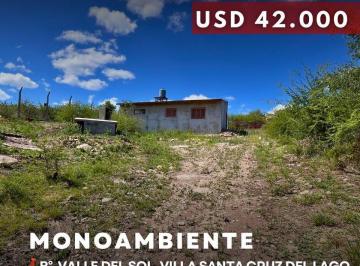 Casa · 55m² · 1 Ambiente · Venta de Amplio Monoambiente de 55 m² en Terreno de 964 m². Valle del Sol, Villa Santa Cruz del Lago