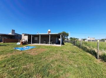 Casa · 52m² · 3 Ambientes · 1 Cochera · Casa 2 Dorm Recreo (15x45)