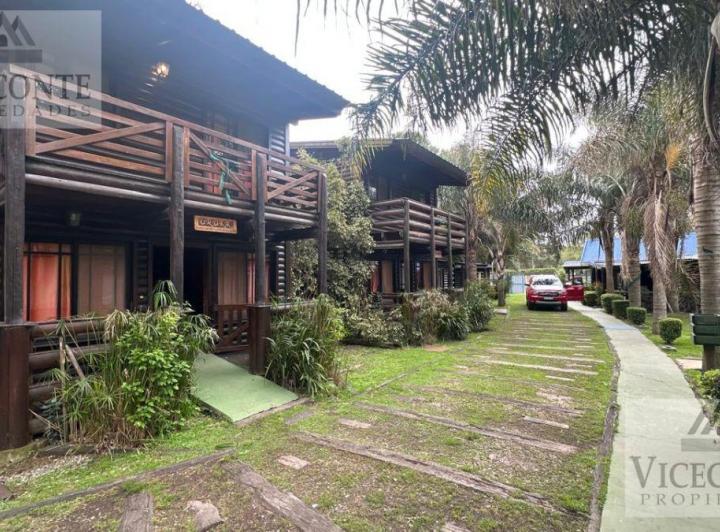 Quinta vacacional · 1002m² · 15 Ambientes · 1 Cochera