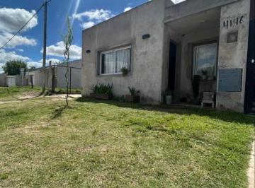 Casa · 117m² · 4 Ambientes · 1 Cochera · Casa Familiar 4 Ambientes con Galpón en Ranchos