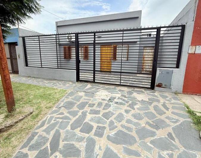Casa · 120m² · 1 Ambiente · 1 Cochera