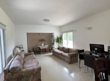 Casa · 270m² · 5 Ambientes · 2 Cocheras · Casa 3 Dor C/ Patio y Cochera - Greenville 1