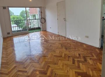 Departamento de 2 ambientes, Quilmes · Alquiler//dpto. 2 Ambientes en Av Lebenshon