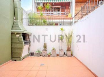 Casa · 80m² · 3 Ambientes · 1 Cochera · Venta Casa Duplex 3 Ambientes con Cochera, Patio y Parrilla | Ciudadela - Apto Crédito
