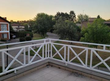 Casa · 150m² · 4 Ambientes · 6 Cocheras · Barrio Privado El Portal de Pilar 4 Ambientes