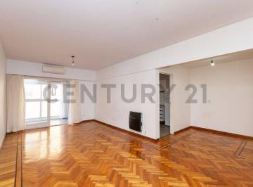 Departamento · 77m² · 3 Ambientes · Venta Departamento 3 Ambientes con Balcón y Toilette – San Martín (Acepta Permuta)