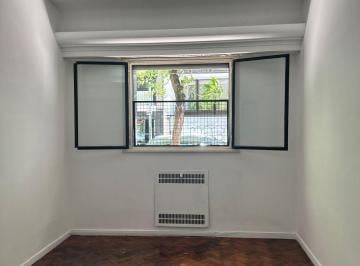Departamento de 4 ambientes, Palermo · Bulnes 2700 a 30 m de Av del Libertador. Pb, Muy Luminosa, con Patio y Excelente Distribución!