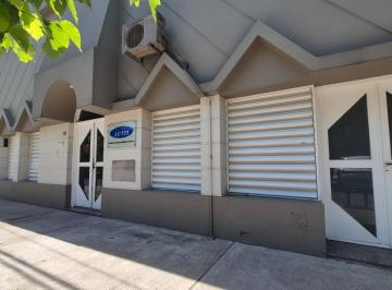 Local comercial · 217m² · 7 Ambientes · Propiedad Comercial Céntrica en Venta