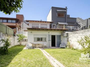 Casa · 280m² · 5 Ambientes · 1 Cochera · Casa y Departamento en Venta de 7 Ambientes en Martinez