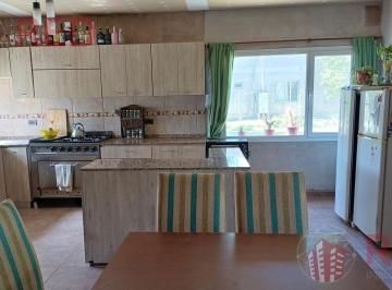 Casa · 103m² · 5 Ambientes · Vende Casa 3 Dorm. en Rincon de Los Patos Plottier