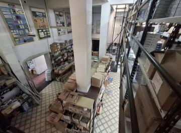 Depósito · 300m² · Depósito en Alquiler en Lanús Oeste, Lanús, G. B. a. Zona Sur