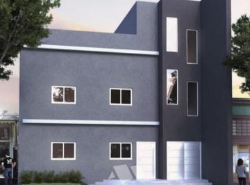 Departamento de 2 ambientes, Quilmes · Departamento de 2 Ambientes en Primer Piso por Escalera