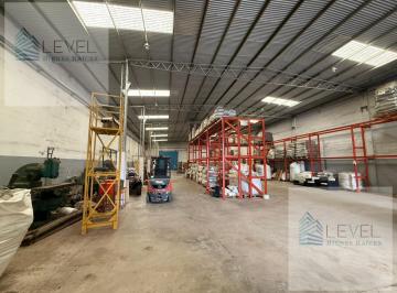 Local comercial · 808m² · 2 Ambientes · Alquiler Galpón 1200 m² Zona Circunvalación