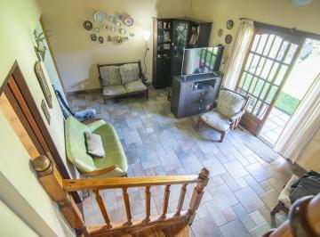 Casa · 163m² · 4 Ambientes · 1 Cochera · Casa Al Frente con Garage Taller | 3 Dorm. | Parque | Instalaciones a Nuevo |
