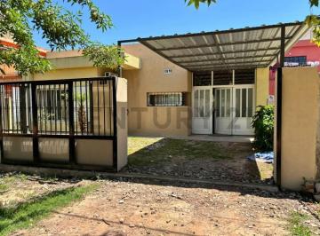 Casa · 120m² · 5 Ambientes · 2 Cocheras · Casa en Venta Los Ceibos, Ibarlucea