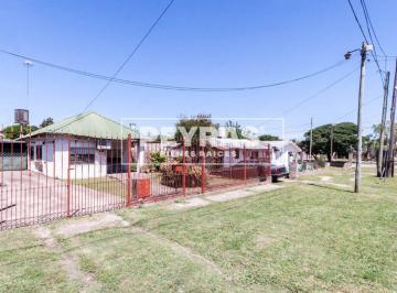 Casa de 4 ambientes, Almirante Brown · Casa 4 Amb. con Galpón, Lavadero y Garage
