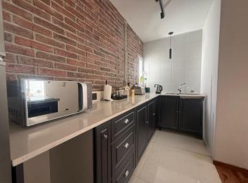 Departamento · 50m² · 3 Ambientes · Departamento Renovado 1 Dormitorio con Vestidor en Área Centro Oeste