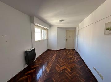 Departamento · 38m² · 2 Ambientes · Venta Departamento de 1 Dormitorio en Presidente Roca Al 500