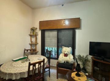 PH · 50m² · 2 Ambientes · PH - Bernal