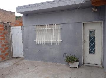 Casa · 214m² · 5 Ambientes · Venta Casa Mas Departamentos en Oportunidad