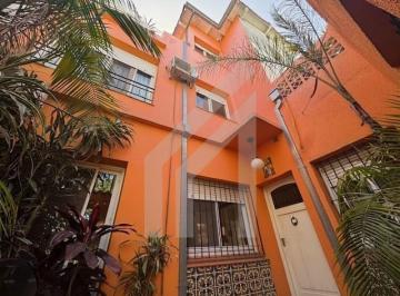 PH · 121m² · 4 Ambientes · PH en Venta en La Lucila, Vicente López, G. B. a. Zona Norte