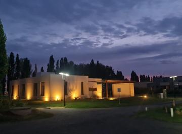 Casa · 166m² · 5 Ambientes · Casa a Estrenar en Una Sola Planta en Sauces del Limay
